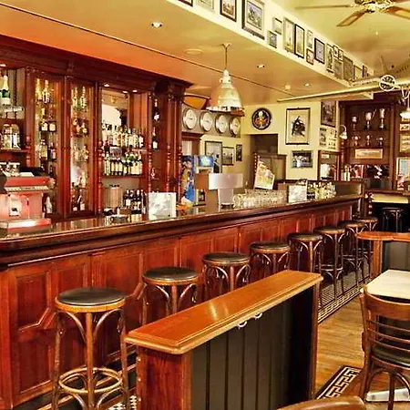 Intercityhotel Frankfurt Airport 4*