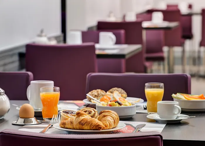 Intercityhotel Frankfurt Airport Отель