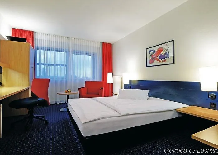 Отель Intercityhotel Frankfurt Airport 4*