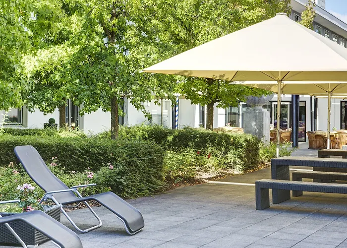 Intercityhotel Frankfurt Airport Otel Frankfurt am Main