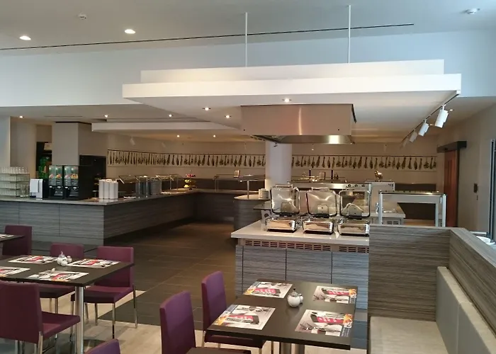 Intercityhotel Frankfurt Airport Otel Frankfurt am Main