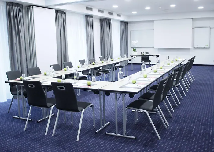 Intercityhotel Frankfurt Airport 4* Франкфурт-на-Майне