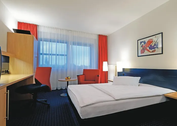 Intercityhotel Frankfurt Airport Otel 4*