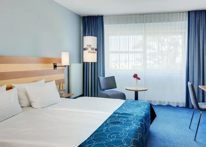 Intercityhotel Frankfurt Airport Отель 4*