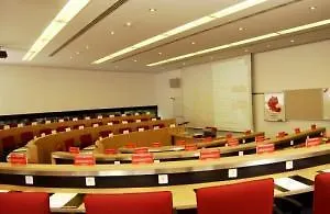 Intercityhotel Frankfurt Airport 4*