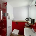 Intercityhotel Frankfurt Airport Terminal 3 Hotell 4*