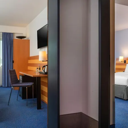 Hotel Intercityhotel Frankfurt Airport Terminal 3 4*