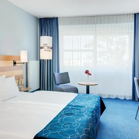 ホテル Intercityhotel Frankfurt Airport Terminal 3 4*