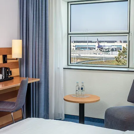 Intercityhotel Frankfurt Airport Terminal 3 ホテル