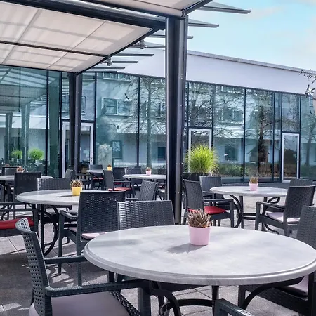 Intercityhotel Frankfurt Airport Terminal 3 ホテル フランクフルト