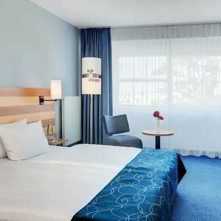 Intercityhotel Frankfurt Airport Terminal 3 ホテル 4*