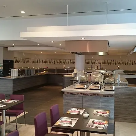 Intercityhotel Frankfurt Airport