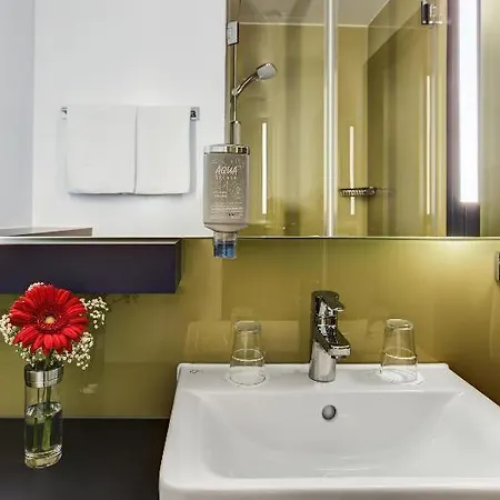 Intercityhotel Frankfurt Airport Otel