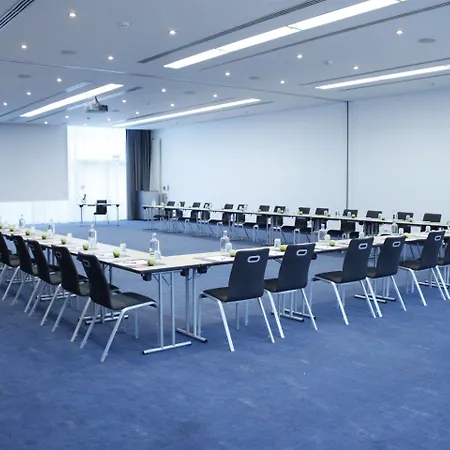 Intercityhotel Frankfurt Airport 4* Frankfurt am Main