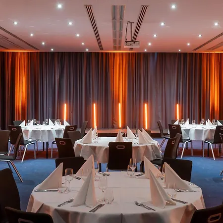 Intercityhotel Frankfurt Airport Terminal 3 4*