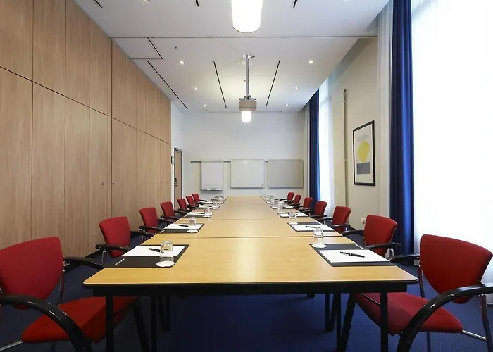 인터시티호텔 에어포트 호텔 4*